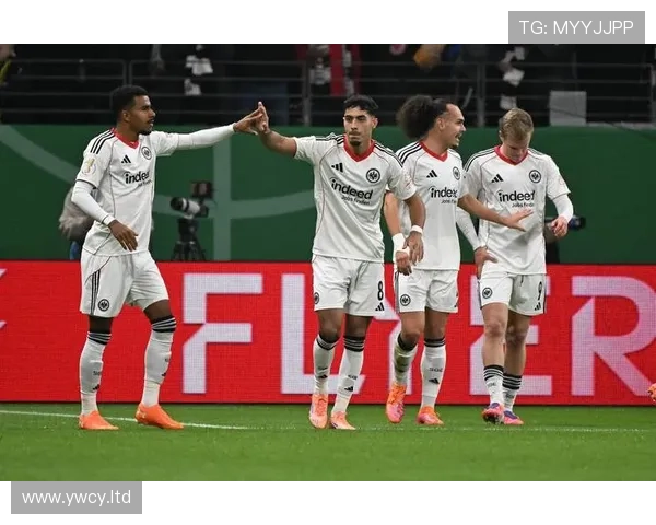 [国际足球]德国杯决赛：莱比锡VS法兰克福.